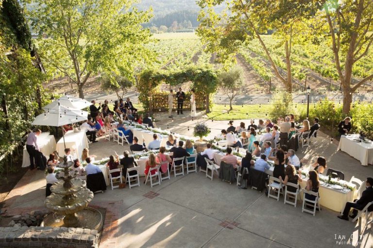 16  Best Humboldt County Wedding Venues with Pricing Info
